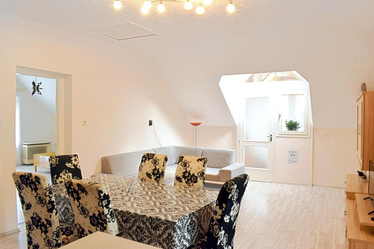 Relax Apartman Zalakaros Luaran gambar